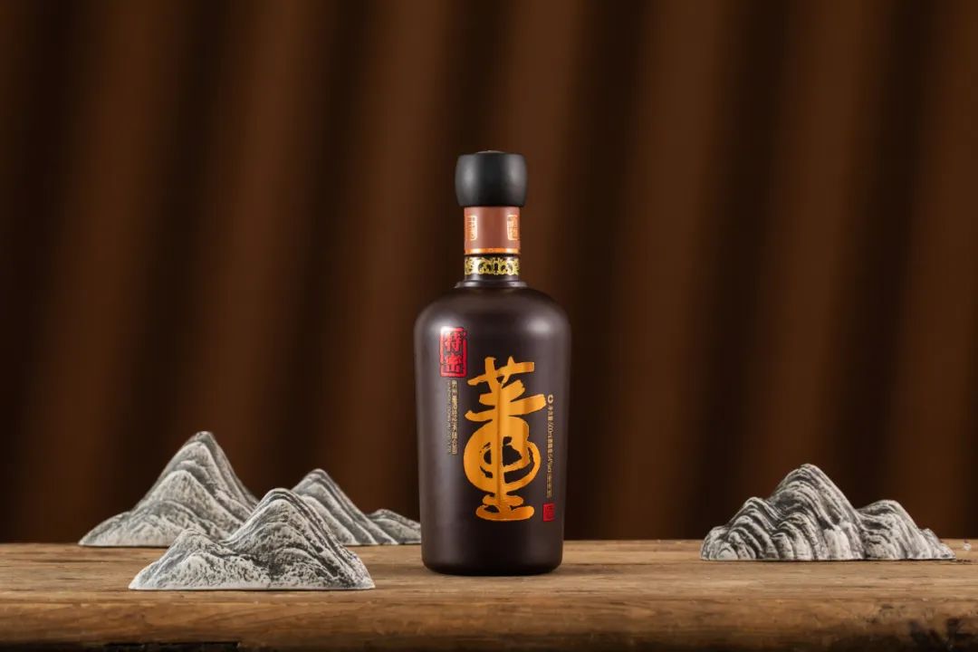 https://www.28797.com/tupian/baijiu/144.jpg