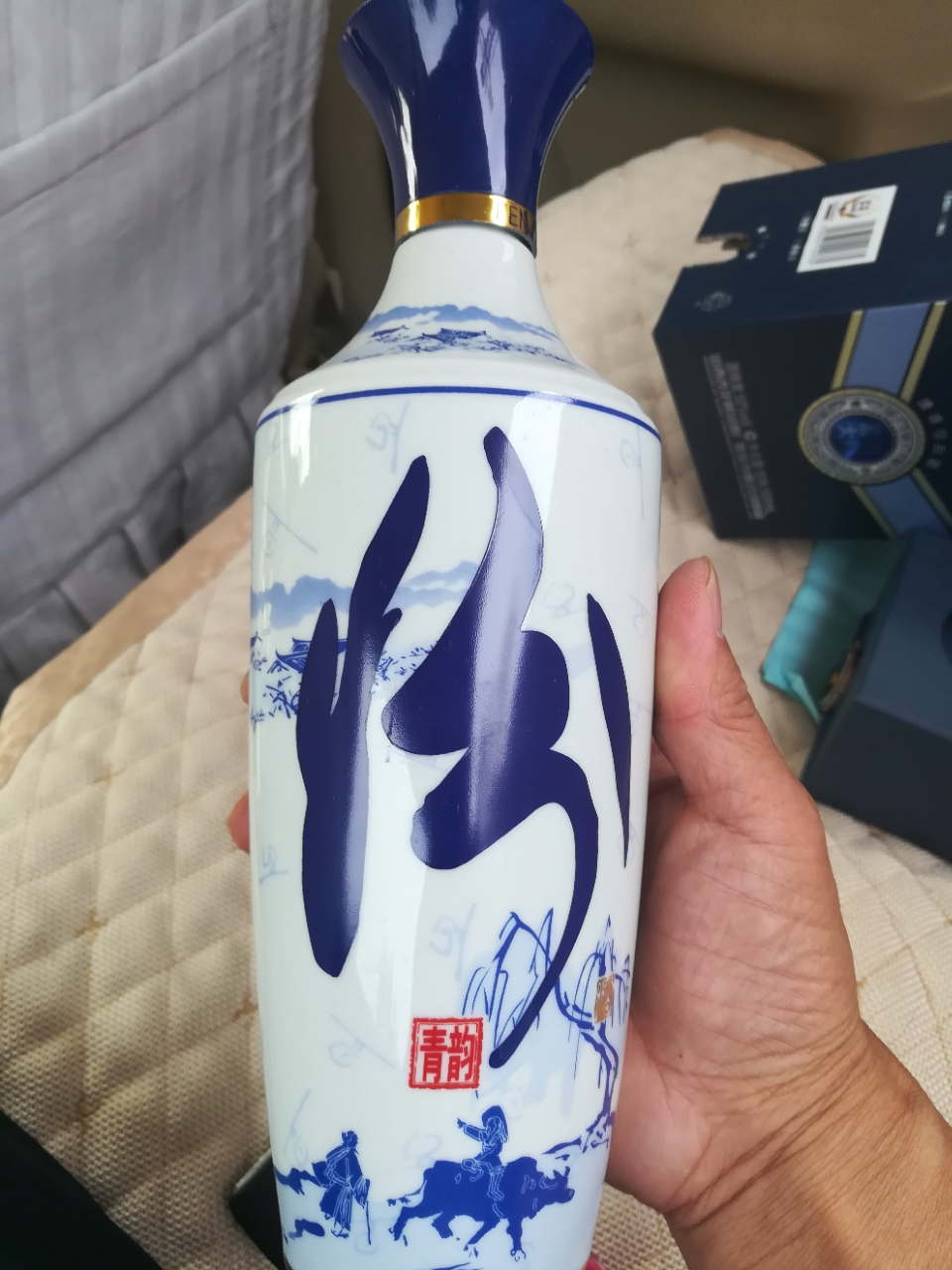 https://www.28797.com/tupian/baijiu/482.jpg